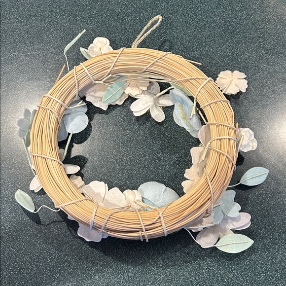 Spring Wreath - Picture 2 of 2